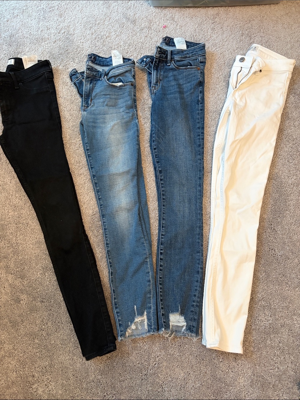 Abercrombie Lot of 4 Skinny Jeans - size 25 0R